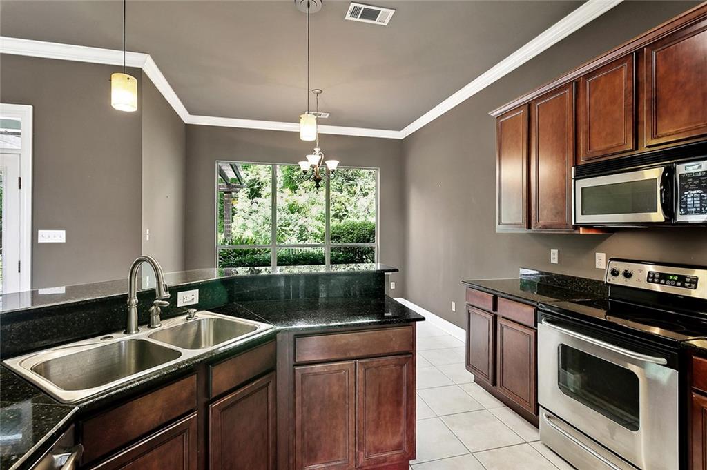 Covington, Louisiana 70435, United States, 3 Bedrooms Bedrooms, ,3 BathroomsBathrooms,Residential,Pending,138818