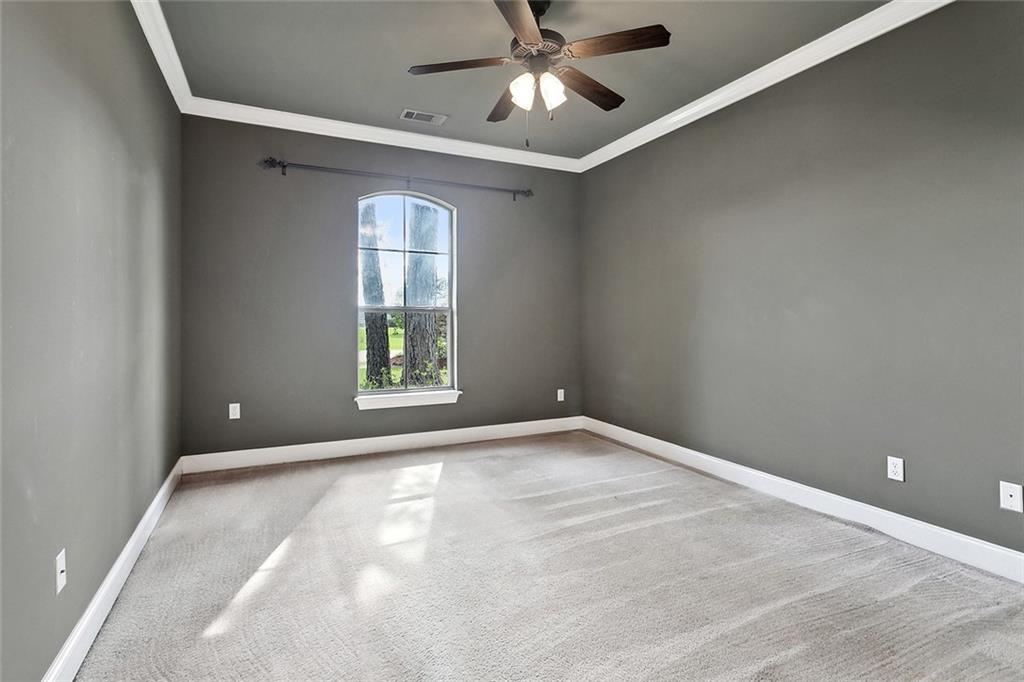 Covington, Louisiana 70435, United States, 3 Bedrooms Bedrooms, ,3 BathroomsBathrooms,Residential,Pending,138818