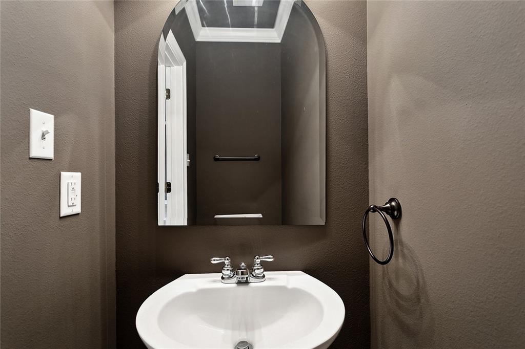 Covington, Louisiana 70435, United States, 3 Bedrooms Bedrooms, ,3 BathroomsBathrooms,Residential,Pending,138818