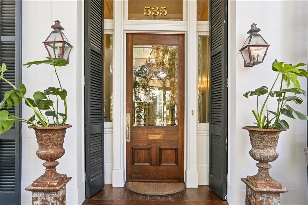 535 LOWERLINE Street