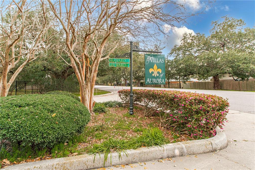 5 LEEWARD Court