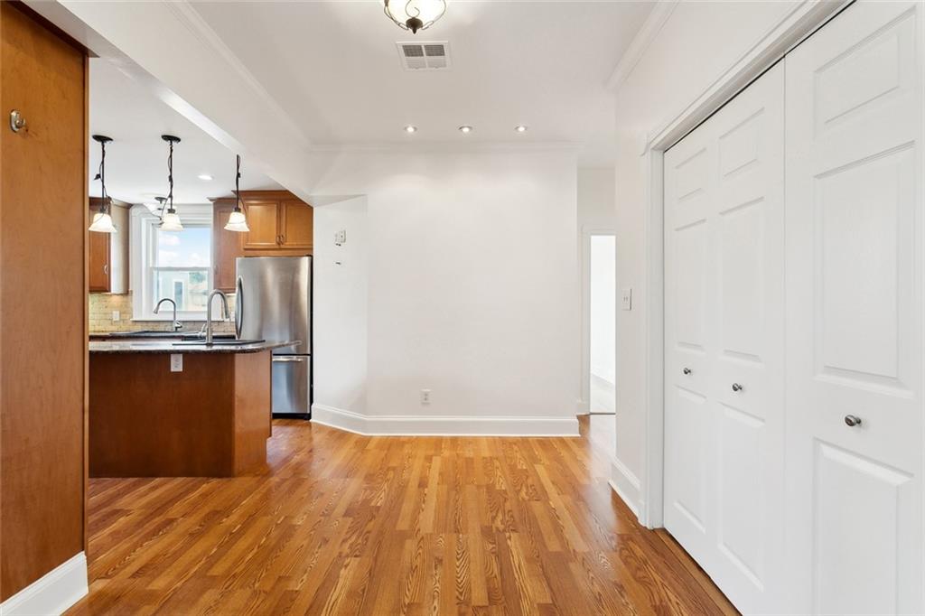 New Orleans, Louisiana 70125, United States, 3 Bedrooms Bedrooms, ,2 BathroomsBathrooms,Residential,Active,123550