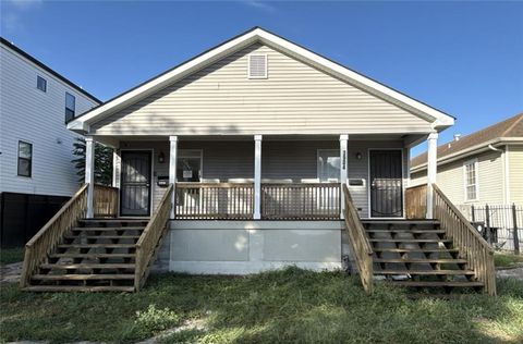 3902 04 LOUISIANA AVENUE Parkway New Orleans LA 70125