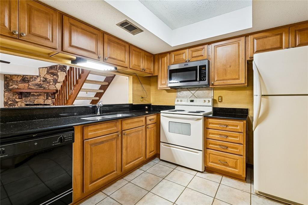 1016 SAINT JULIEN Drive 102