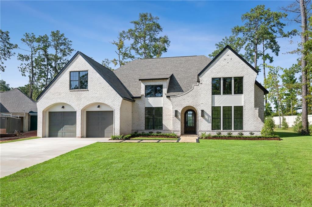 4276 CYPRESS POINT Drive