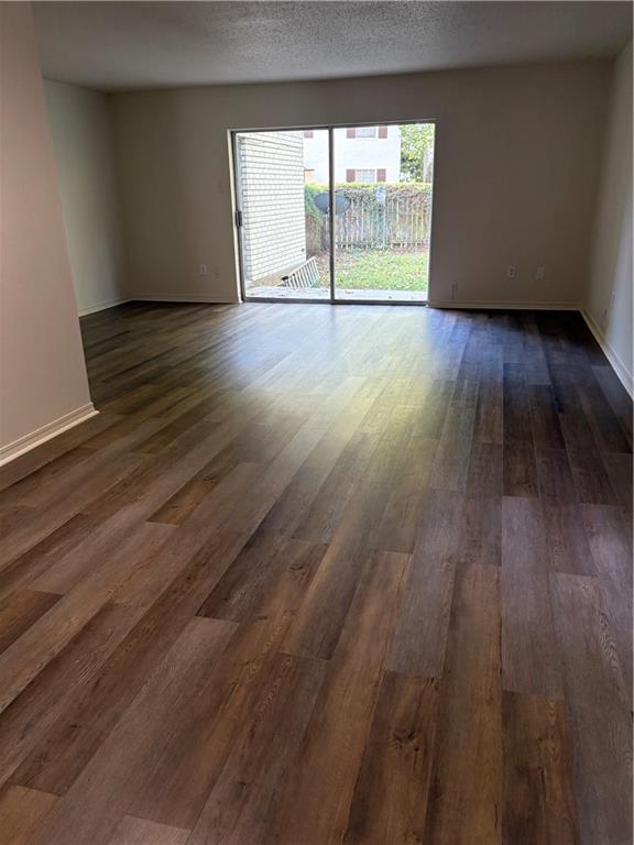 2104 06 CASWELL Lane