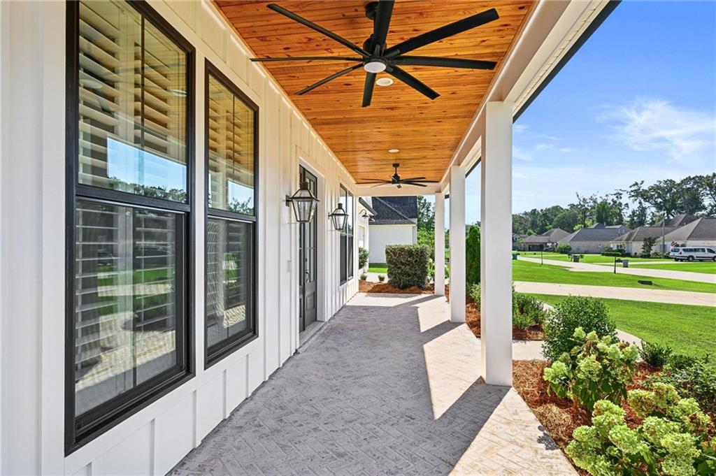 724 ELISE Lane