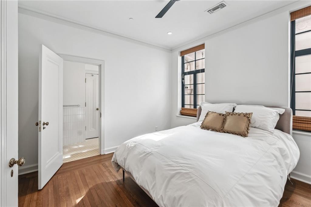 New Orleans, Louisiana 70115, United States, 2 Bedrooms Bedrooms, ,2 BathroomsBathrooms,Residential,Active,57214