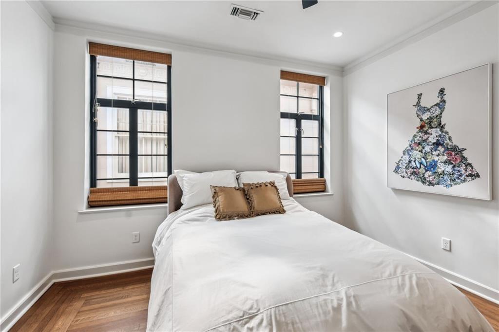 New Orleans, Louisiana 70115, United States, 2 Bedrooms Bedrooms, ,2 BathroomsBathrooms,Residential,Active,57214