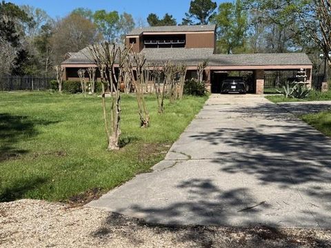 Photo of 28267 STANGA Lane, Ponchatoula, LA 70454 (MLS # 2550082)