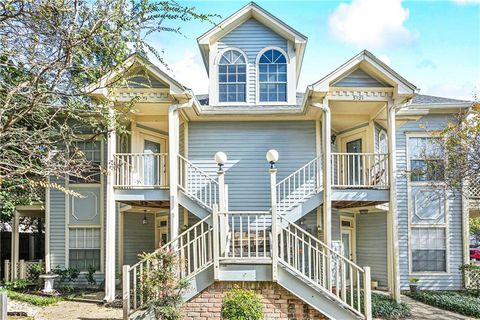 3724 AUDUBON Trace 3724 Jefferson LA 70121