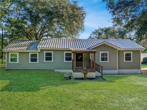 18146 Willie B Road, Covington, LA 70435 - #: 2489525