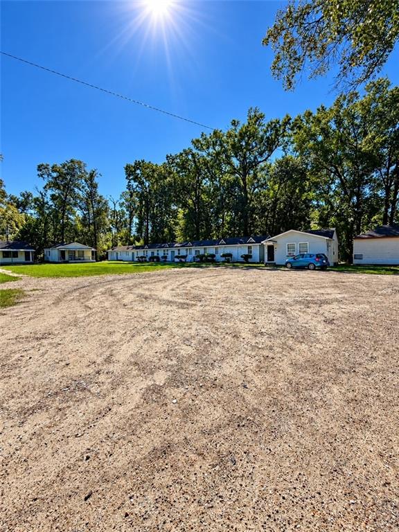 111 SENTELL Drive