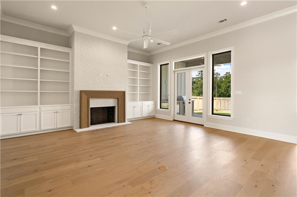 4237 CYPRESS POINT Drive