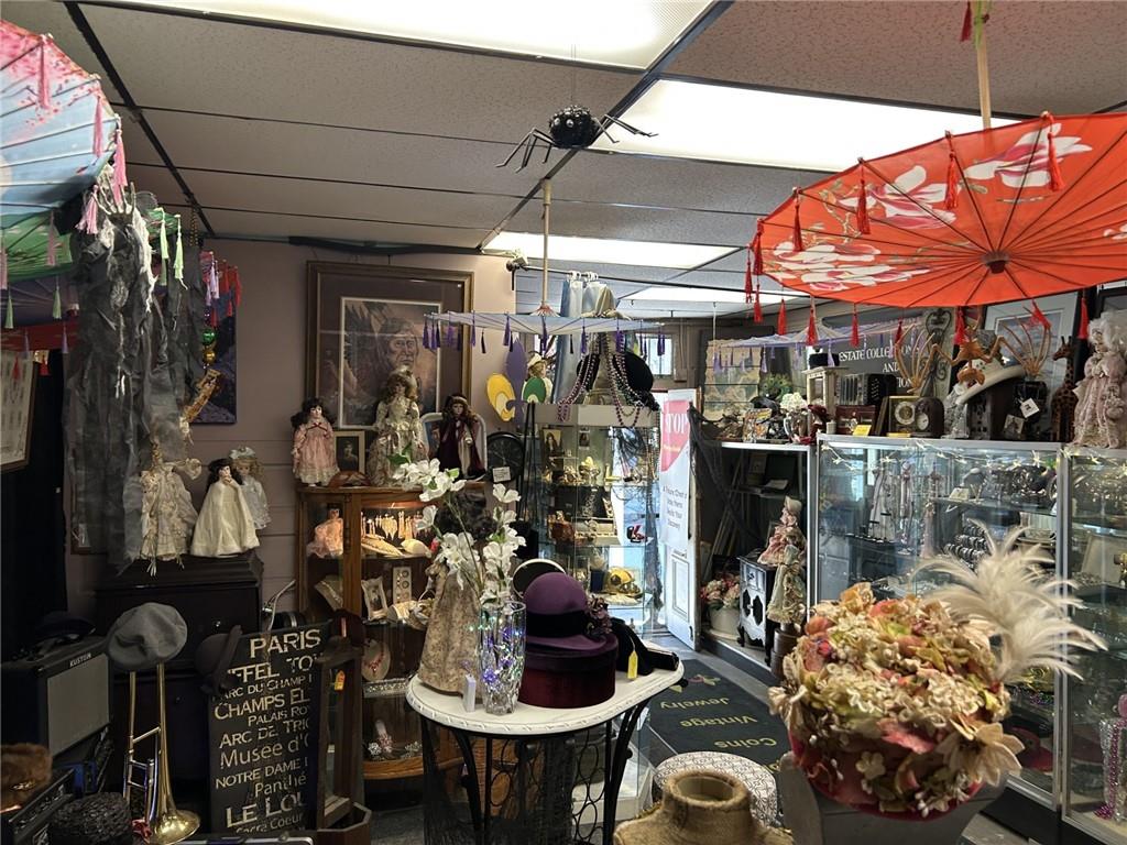 521 ST PHILIP Street 1