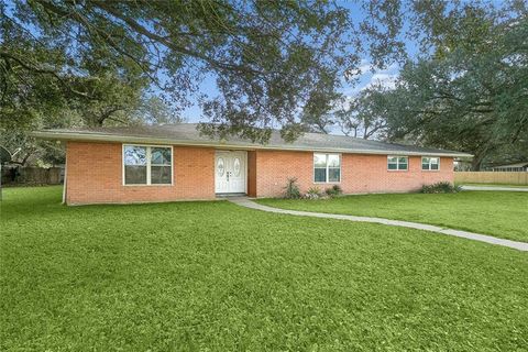 Photo of 505 PARK Boulevard, Braithwaite, LA 70040 (MLS # 2544458)