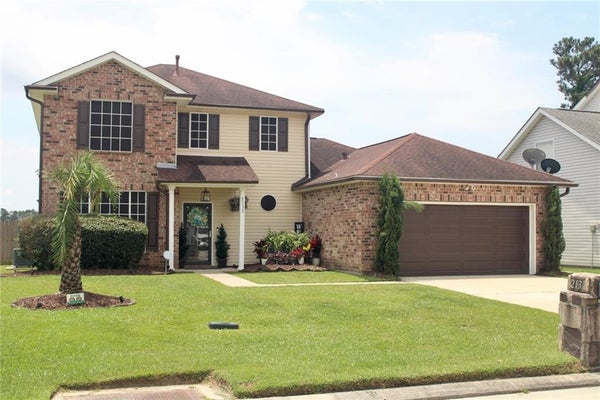 2132 WELLINGTON LN, SLIDELL, LA 70461 - Image e0e213f4d2c6d0ae0b17c0ec031002be/3258743413