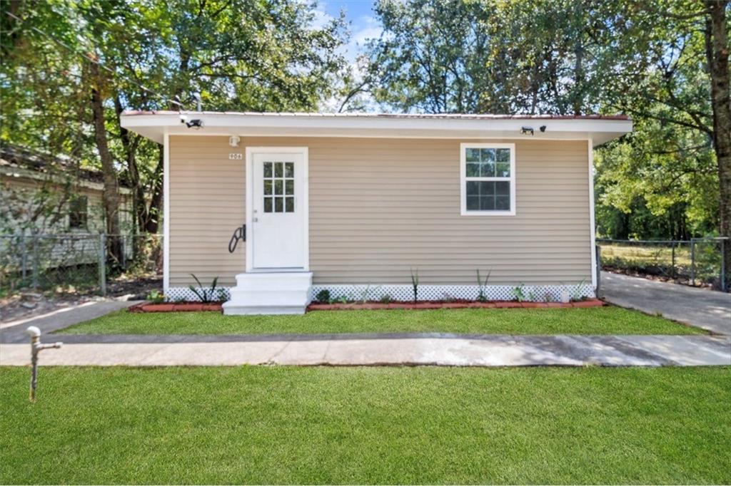 Photo 1 of 11 — 906 EAST MERRY Avenue, Hammond, LA 70403
