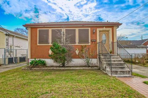 3019 HAMILTON Street New Orleans LA 70118