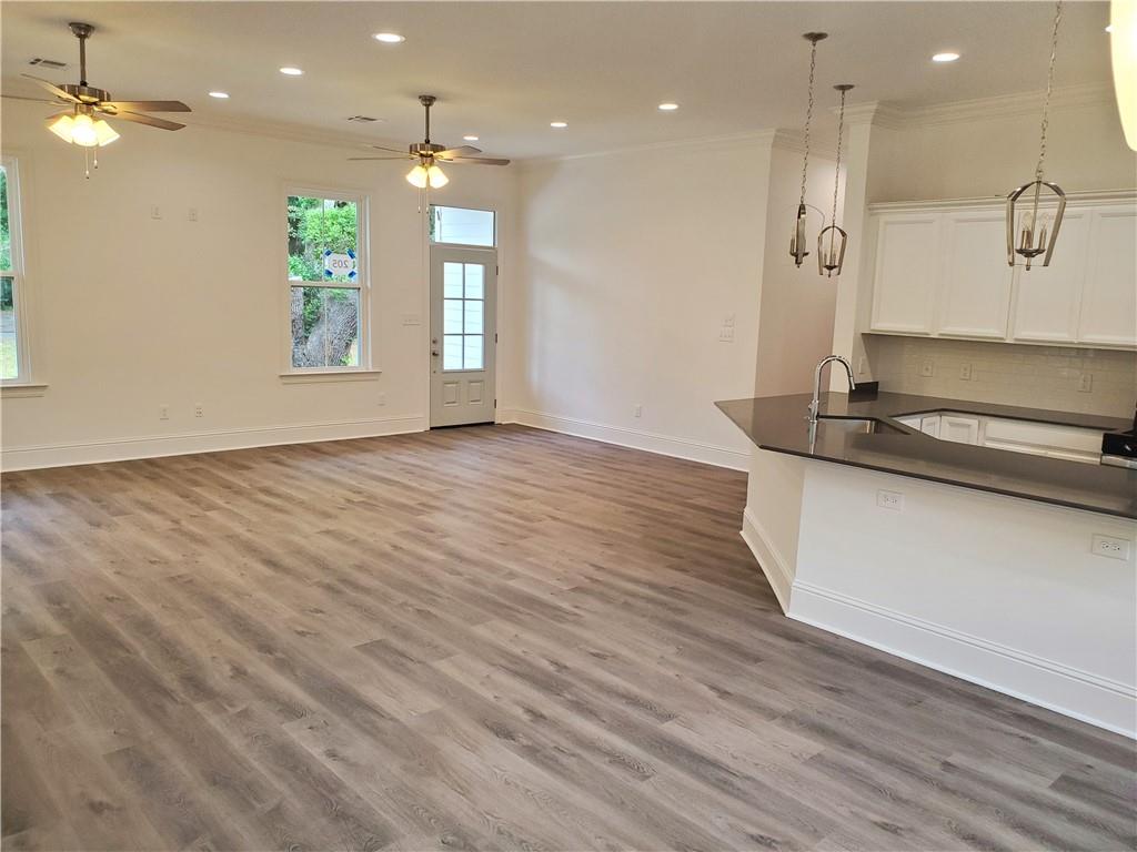 205 FAIRFAX Place