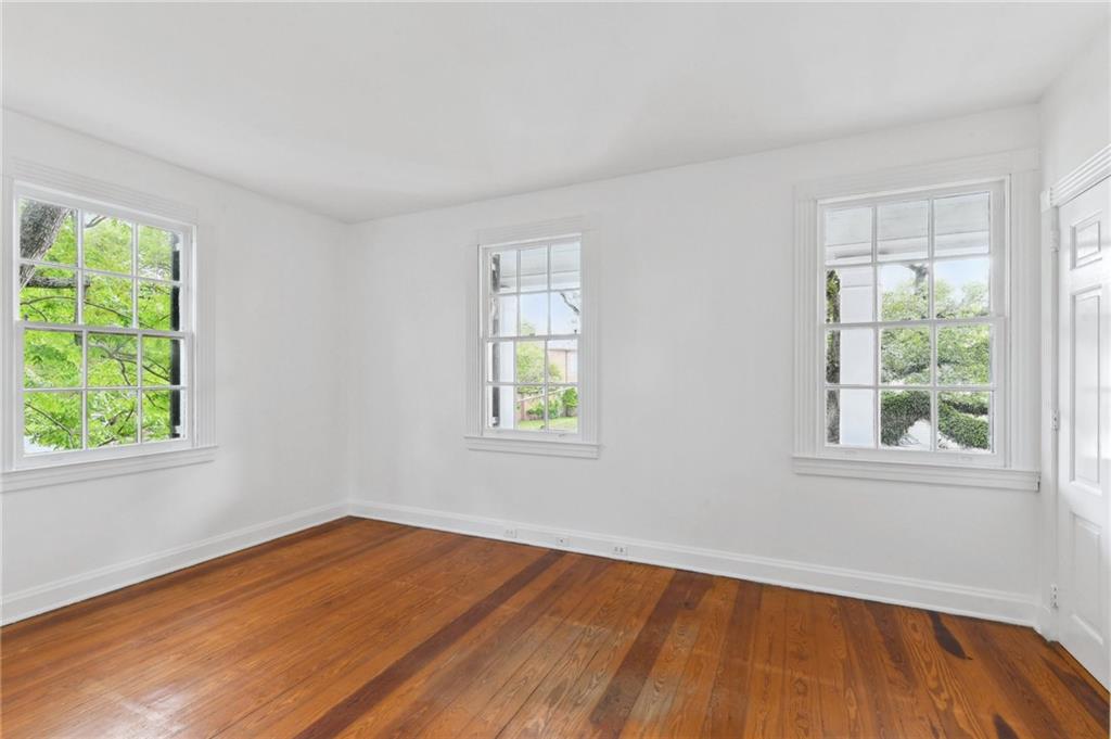 New Orleans, Louisiana 70125, United States, 5 Bedrooms Bedrooms, ,4 BathroomsBathrooms,Residential,Pending,61591