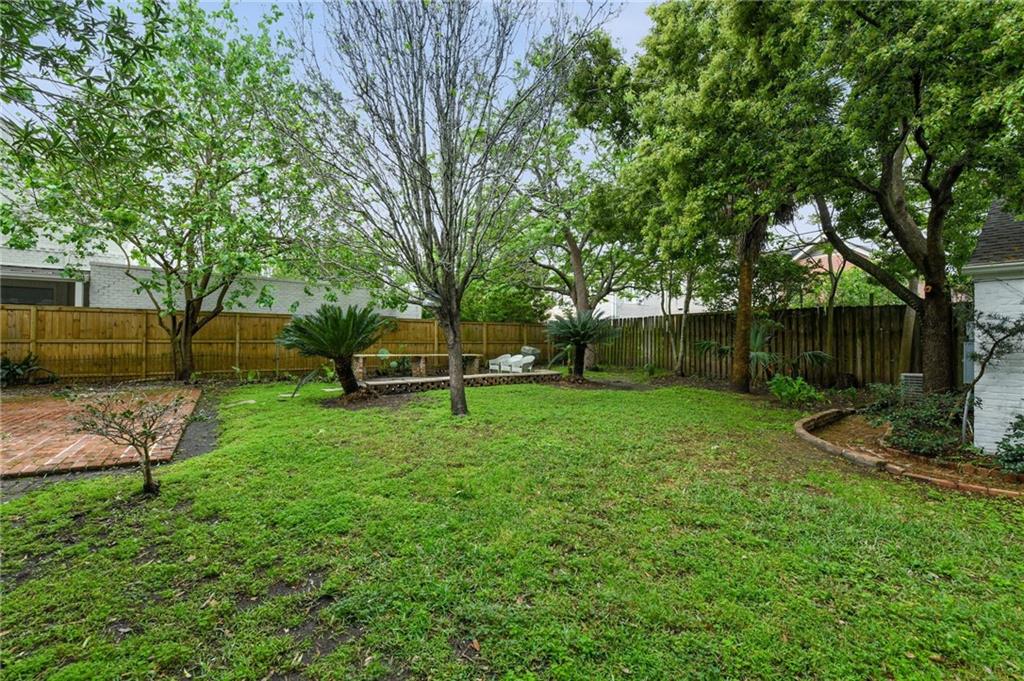 New Orleans, Louisiana 70125, United States, 5 Bedrooms Bedrooms, ,4 BathroomsBathrooms,Residential,Pending,61591