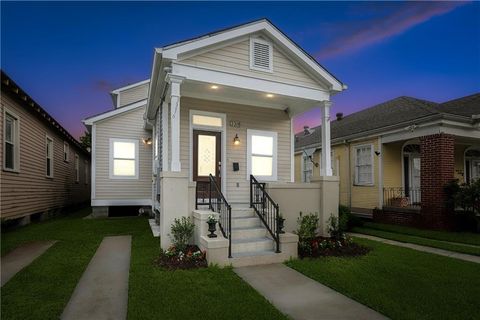 3316 CALHOUN Street New Orleans LA 70125