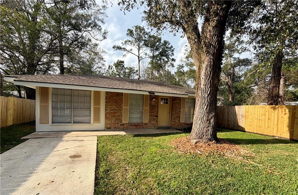 1107 N TAYLOR Street