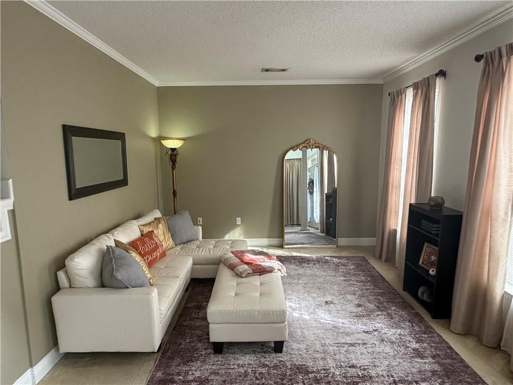 851 COMANCHE Drive 851
