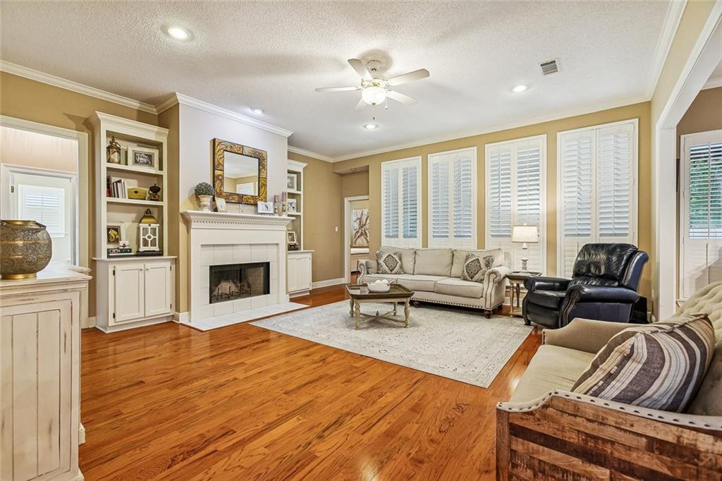 429 WESTWOOD Drive