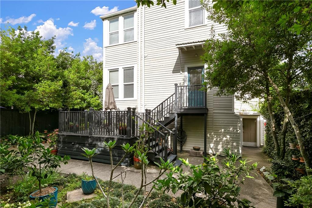 1575 CALHOUN Street