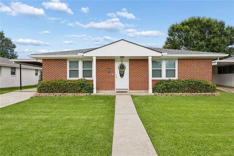 Photo of 1805 ABADIE Avenue, Metairie, LA 70003 (MLS # 2560578)