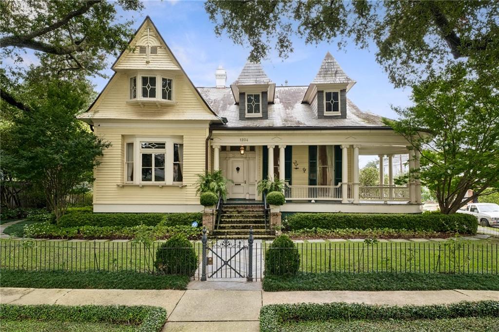 1234 HENRY CLAY Avenue