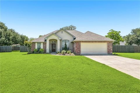Photo of 428 GAINESWAY Drive, Madisonville, LA 70447 (MLS # 2557251)