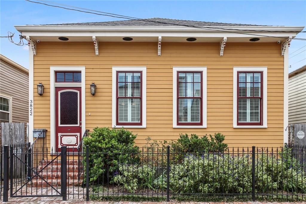 3822 CONSTANCE Street, New Orleans, LA 70115 MLS 2310015 Listing