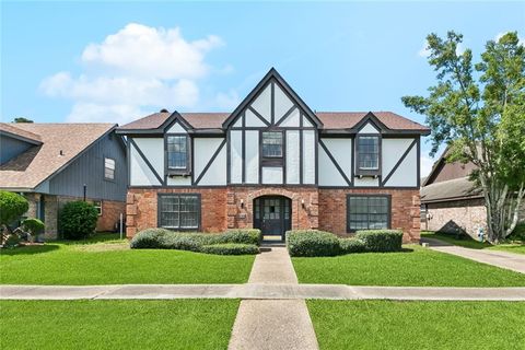 3762 RED CYPRESS Drive New Orleans LA 70131