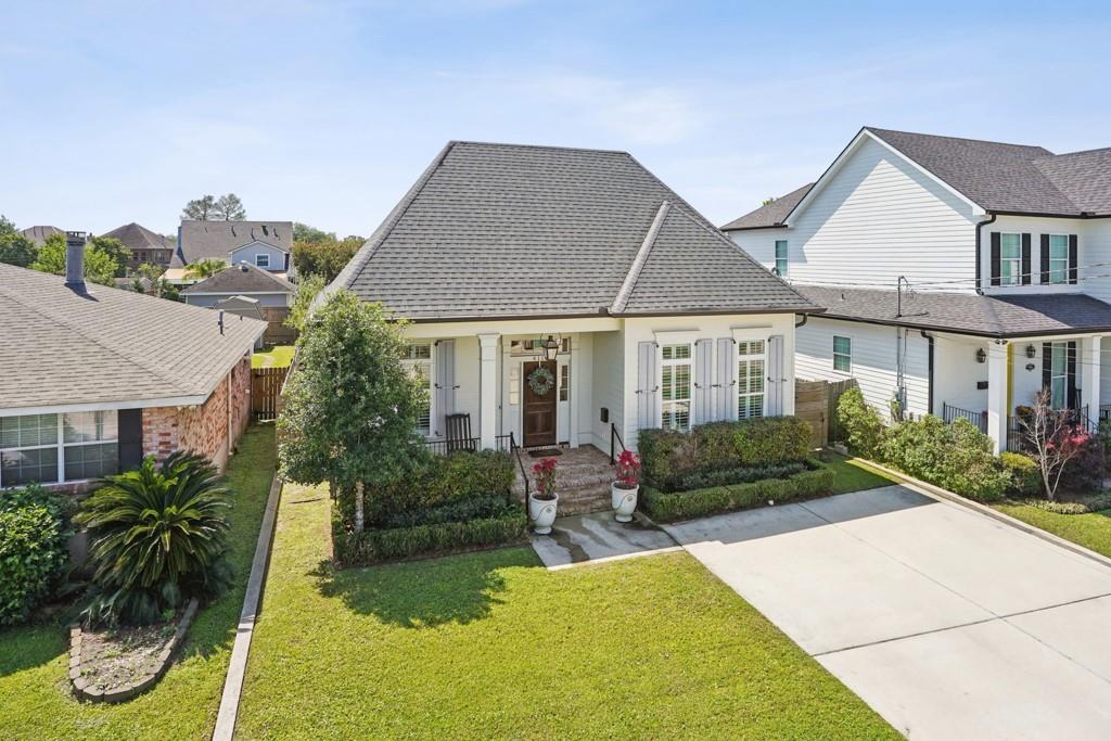 4116 HASTINGS Street