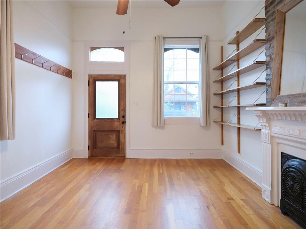 New Orleans, Louisiana 70119, United States, 2 Bedrooms Bedrooms, ,1 BathroomBathrooms,Residential,Pending,64603