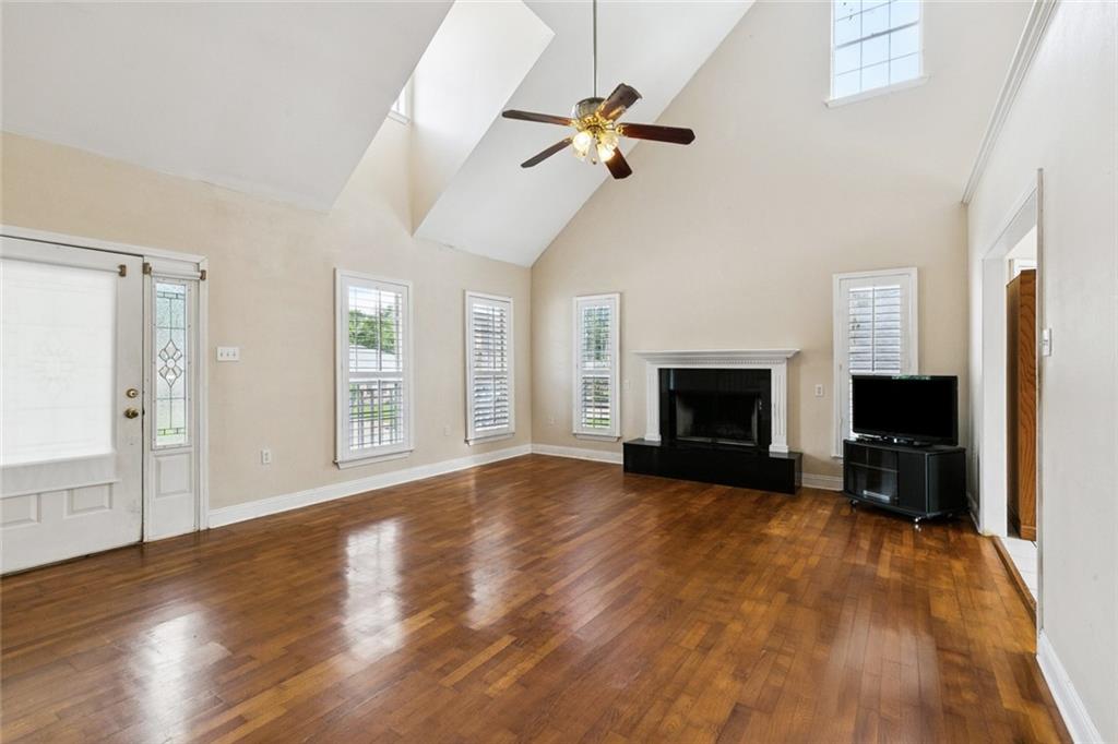 175 DUNLEITH Drive