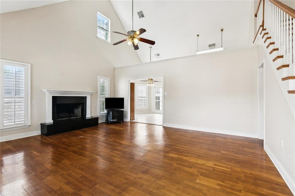 175 DUNLEITH Drive