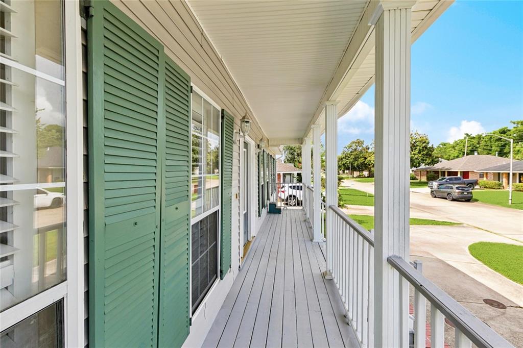 175 DUNLEITH Drive