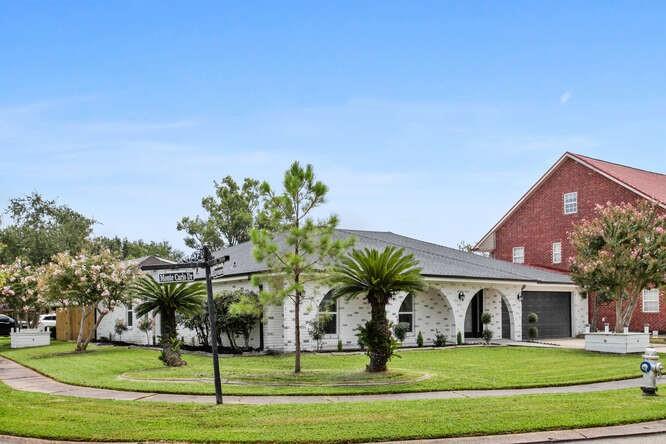 28 MONTE CARLO Drive