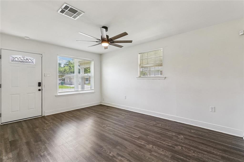 1536 REDWOOD Drive