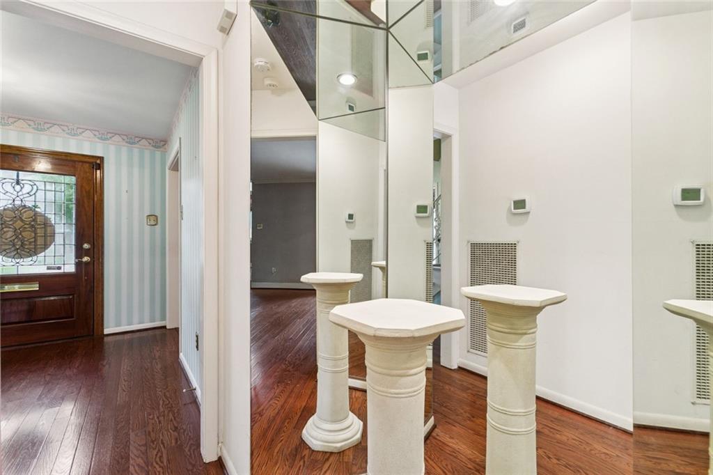 2534 DANBURY Drive