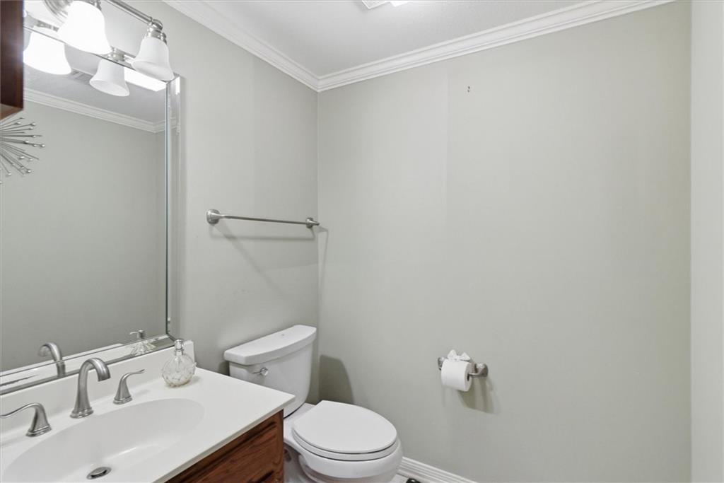 22 CHATEAU TRIANON Drive
