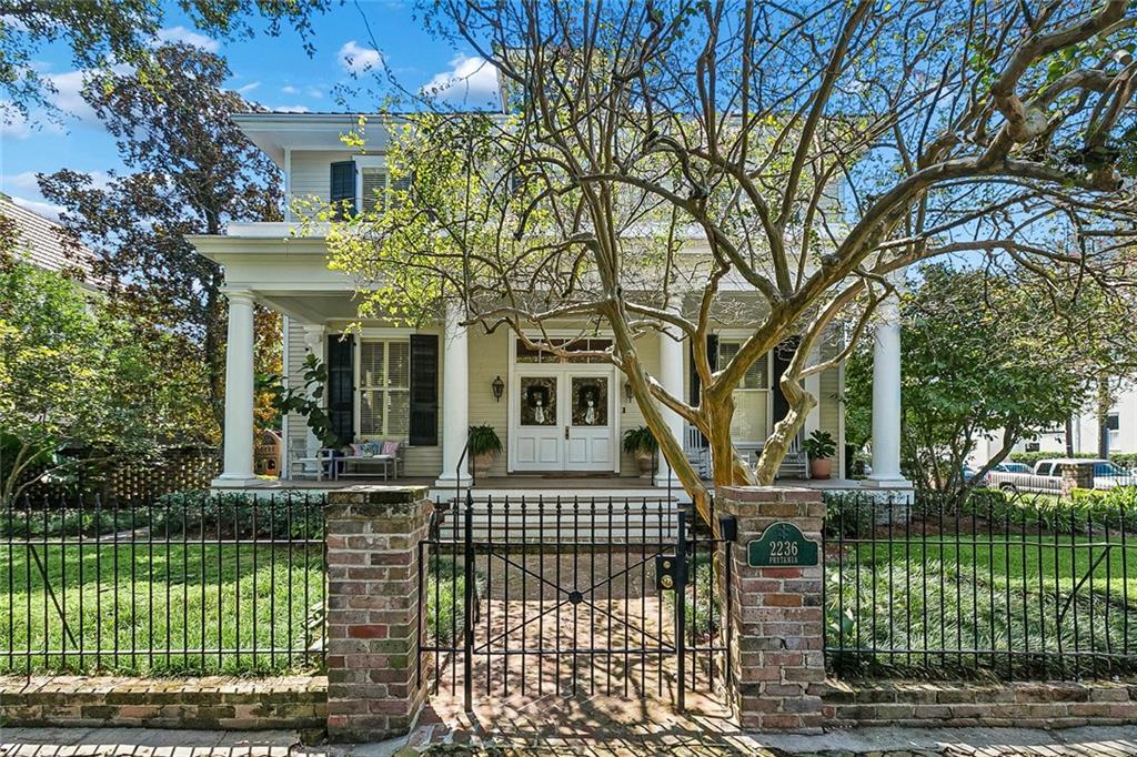 2236 PRYTANIA Street