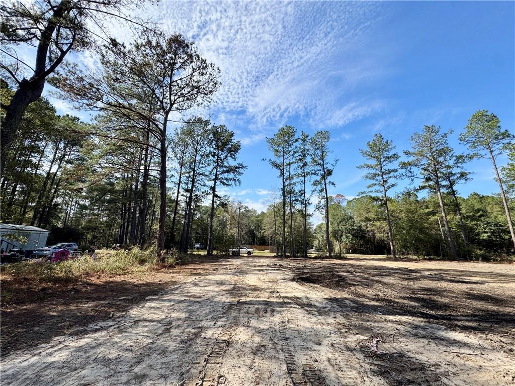 73208 HILLCREST Boulevard