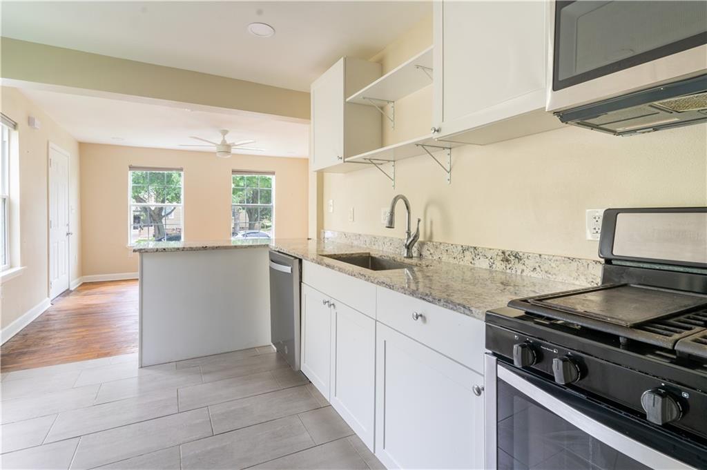 New Orleans, Louisiana 70122, United States, 2 Bedrooms Bedrooms, ,1 BathroomBathrooms,Residential,Active,61134