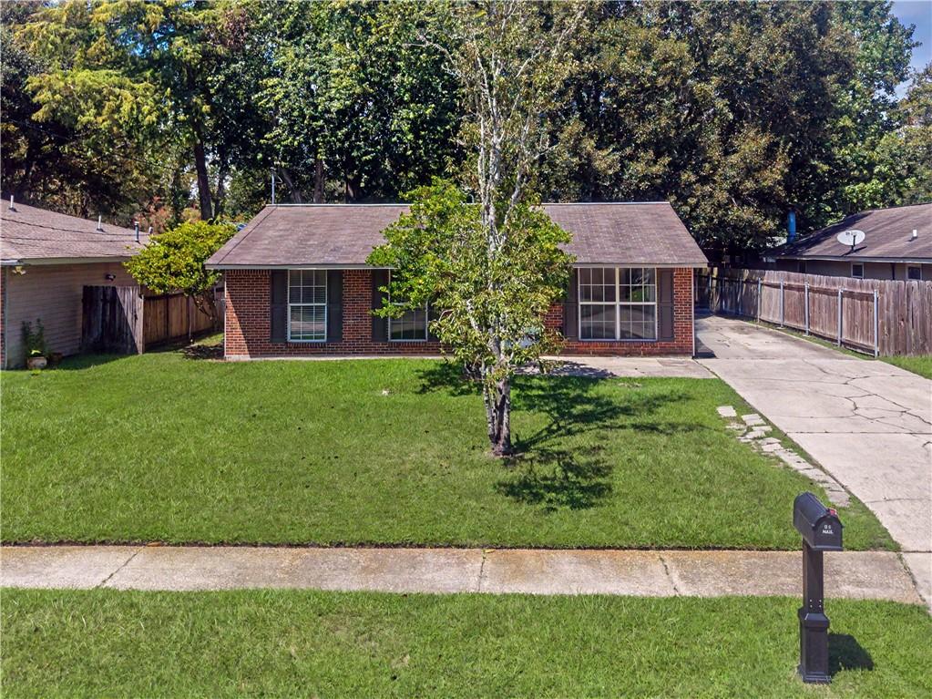 228 MARTIN Lane
