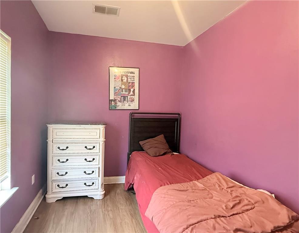 2615 S DORGENOIS Street